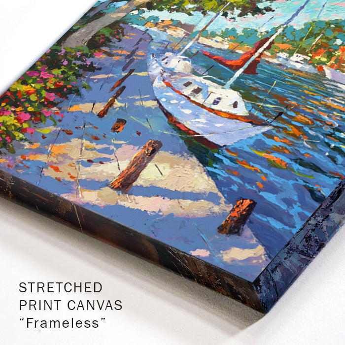 The evening shadows of Puerto Aventuras